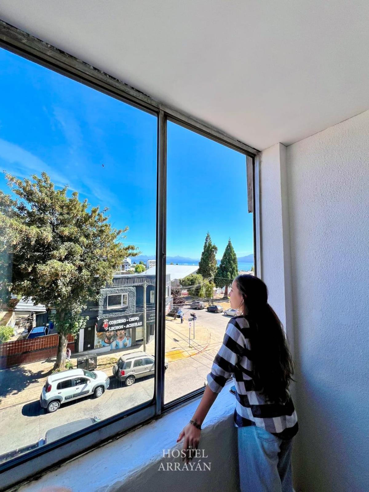 Hostel Arrayan Bariloche מראה חיצוני תמונה